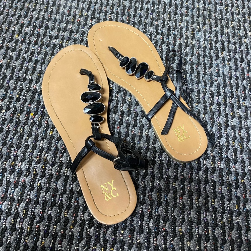 New York and Company. Size 8. Sandles.